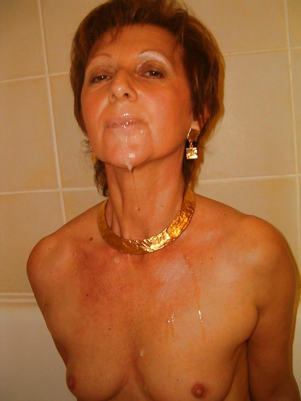 14P Friends cumming on his French wife