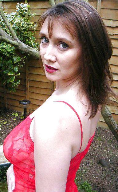 24P Busty English MILF #1