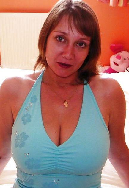 24P Busty English MILF #1