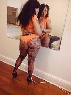 21P Amazing thick latina tranny!