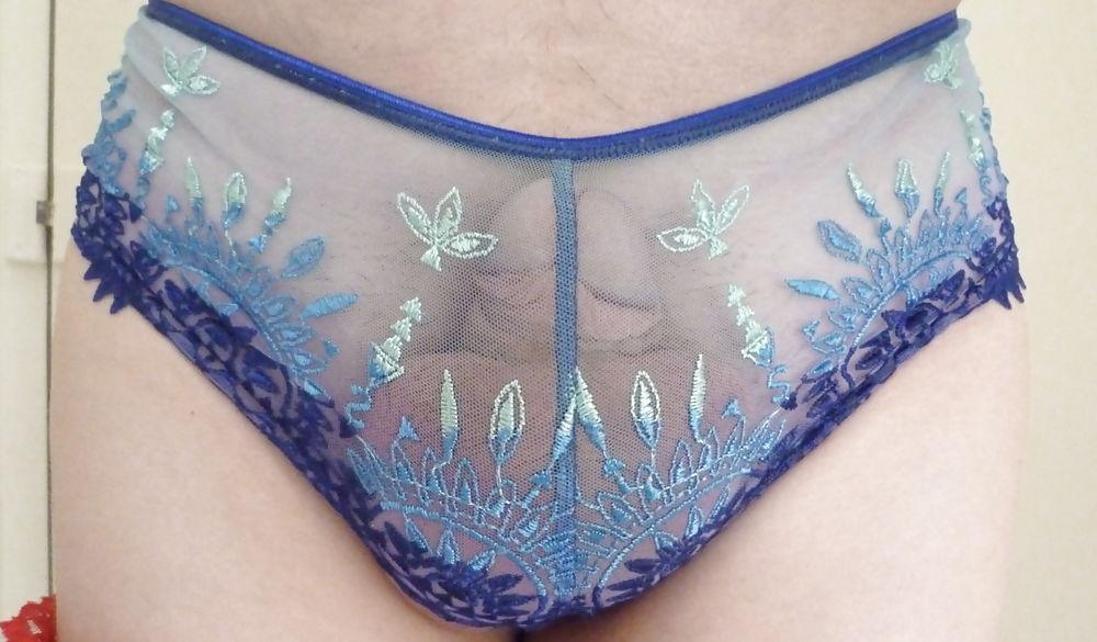 25P Sophie in blue