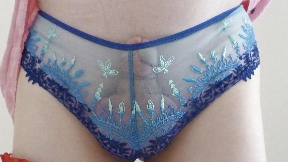 25P Sophie in blue