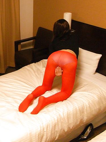 23P Red pantyhose, tights and stockings