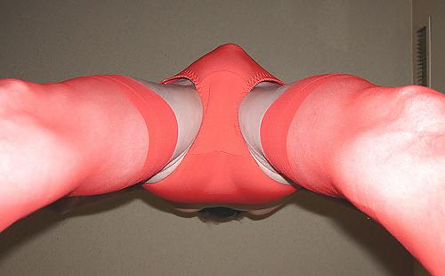 23P Red pantyhose, tights and stockings