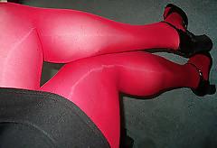 23P Red pantyhose, tights and stockings