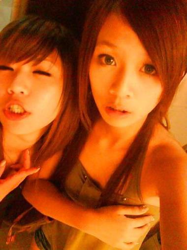 20P Mindy and Xue Ying are lonely and needs some dick