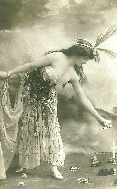 25P Old French postcards