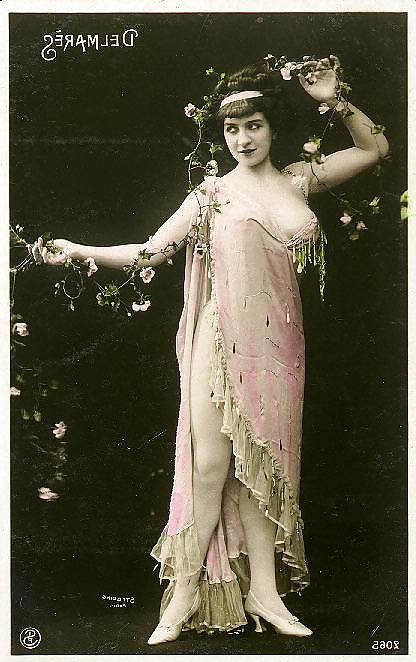 25P Old French postcards