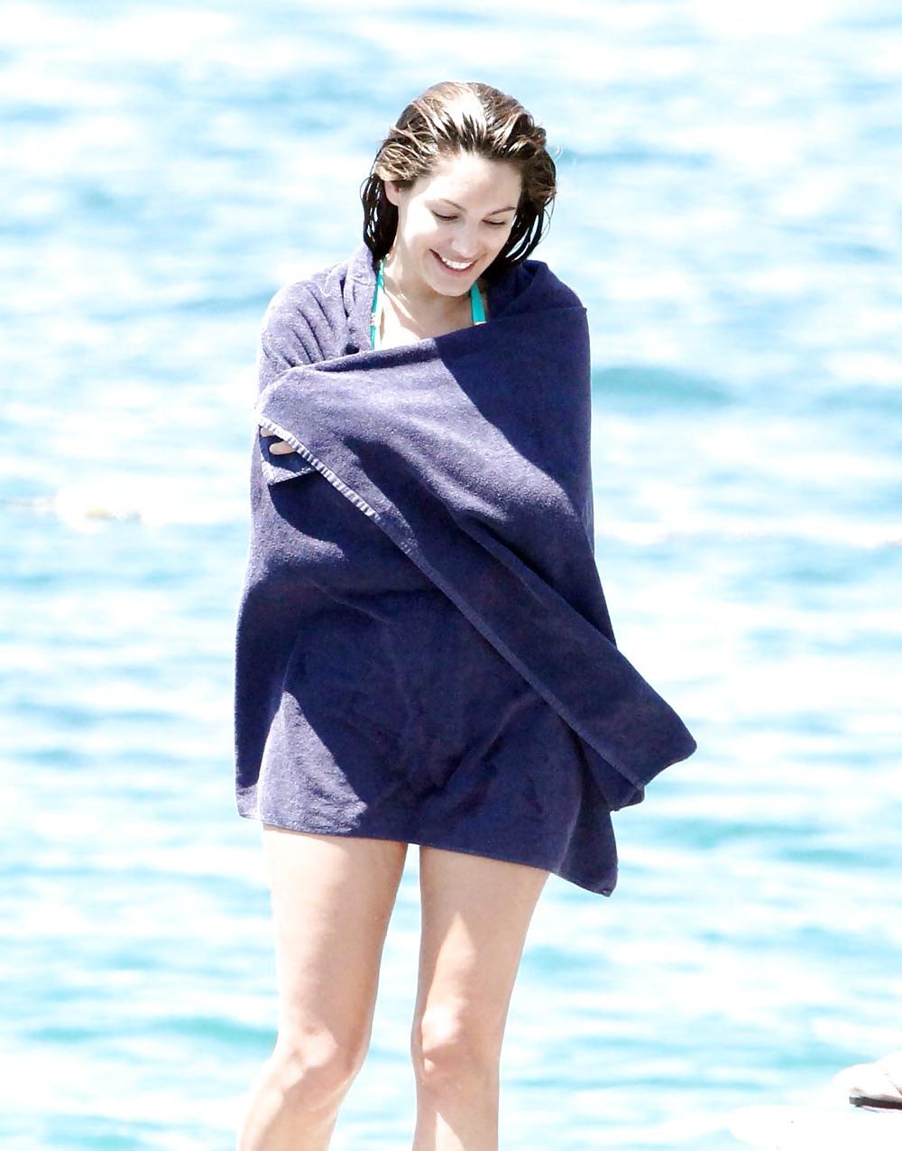 25P Kelly Brook Blue Bikini (Pokies) Italy