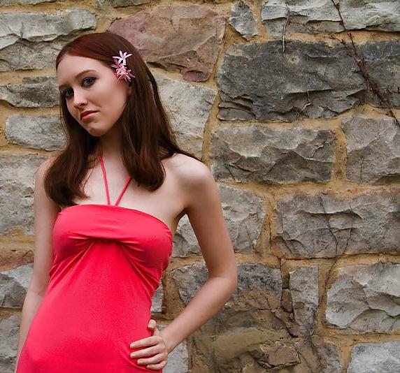 25P Slutty dress pics