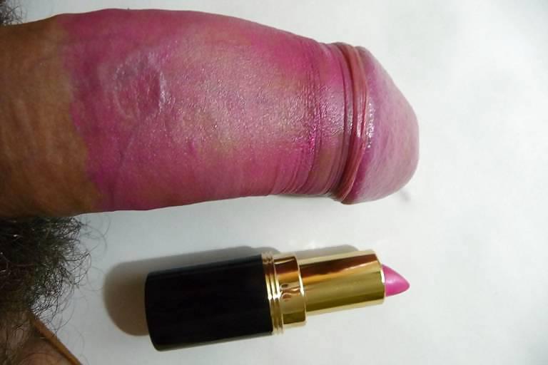 7P Cock painted with pink lipstick