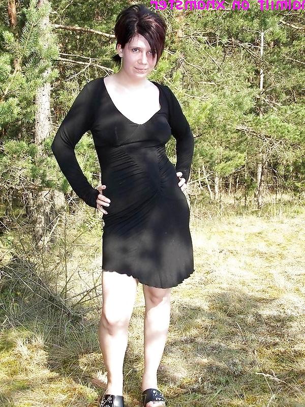 15P My striptease in forest