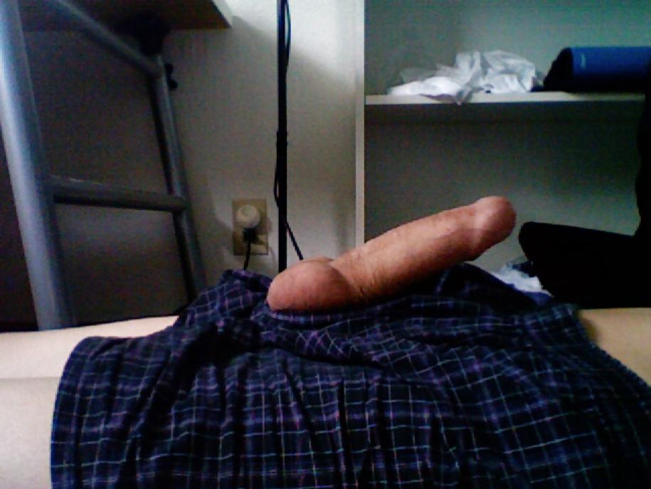 13P Uncut asian dick 