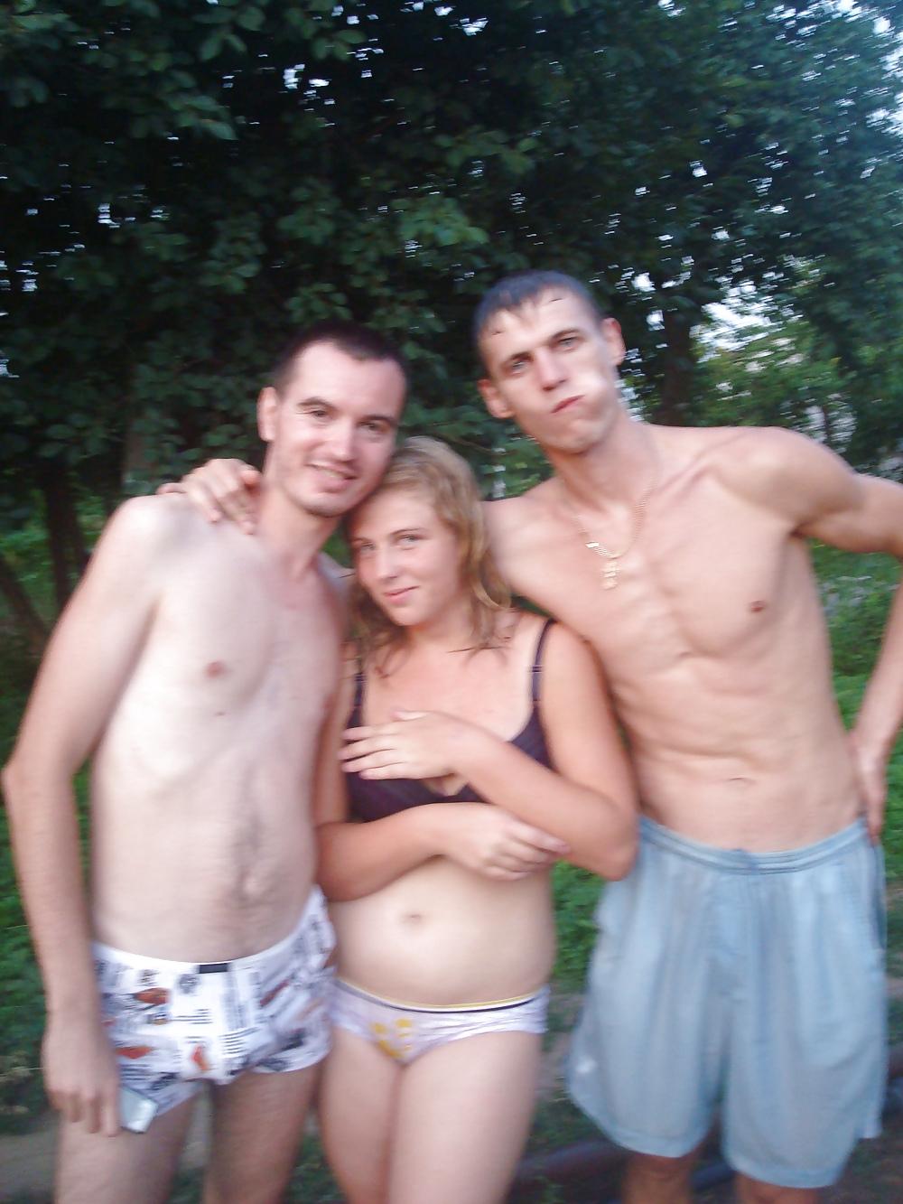 25P Young sex party