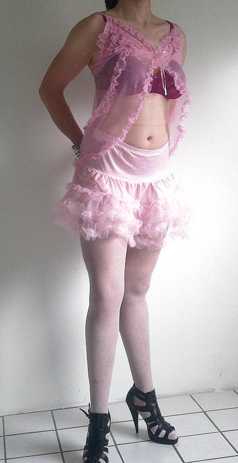 9P Sissy slut in pink dress