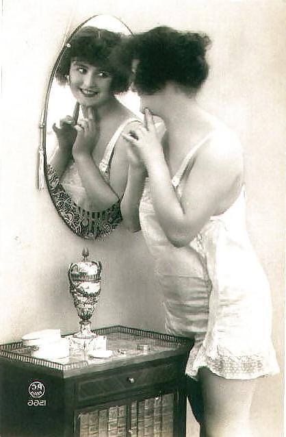 25P Old French postcards 6