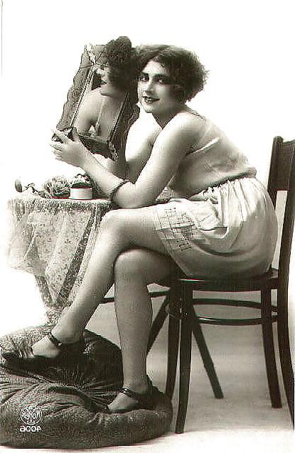 25P Old French postcards 6