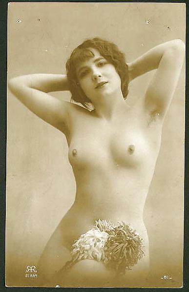 25P Old French postcards 7