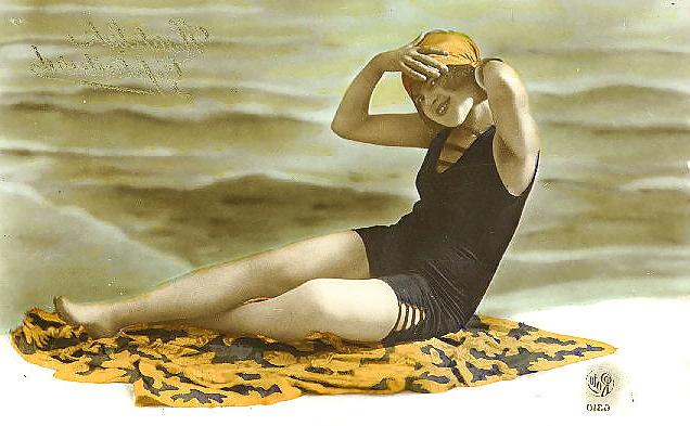 25P Old French postcards 7