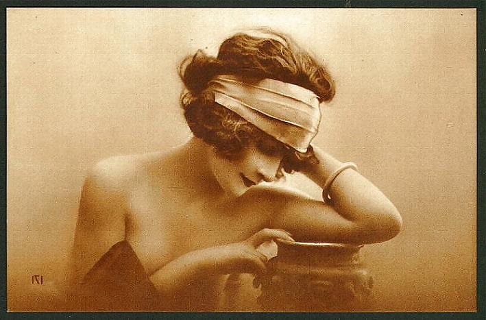 25P Old French postcards 7