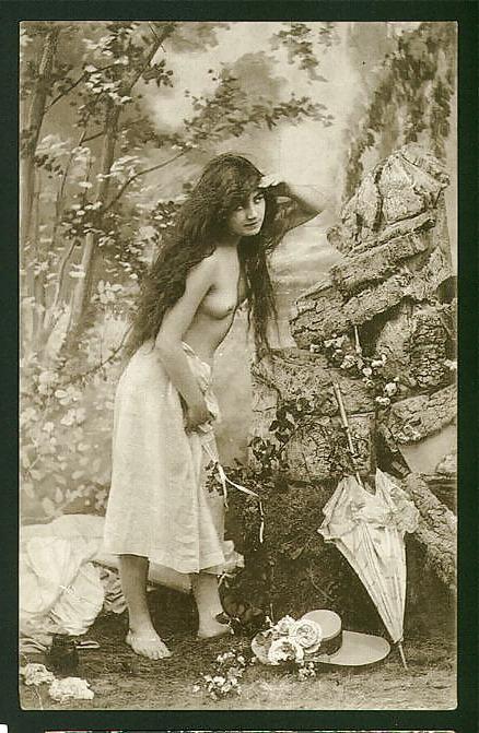 25P Old French postcards 7