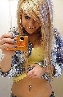 10P She love watching Cocks on Cam MSN: anneliena at live.de