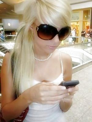 10P She love watching Cocks on Cam MSN: anneliena at live.de