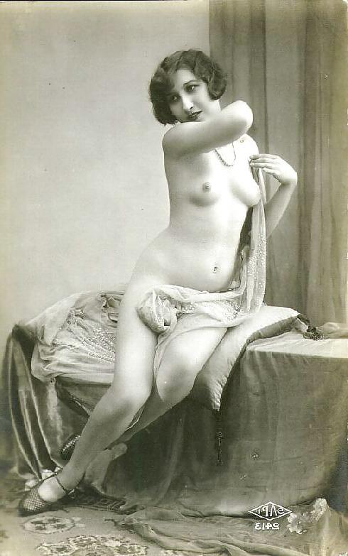 25P Old French postcards 10