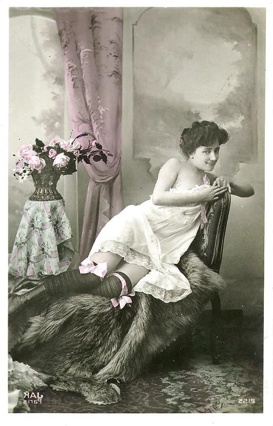 25P Old French postcards 10