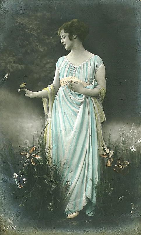 25P Old French postcards 10