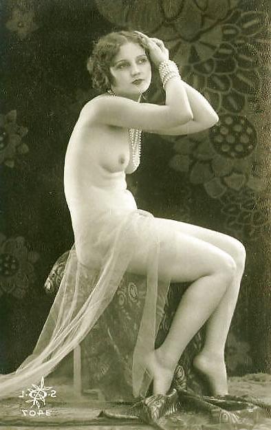 25P Old French postcards 11