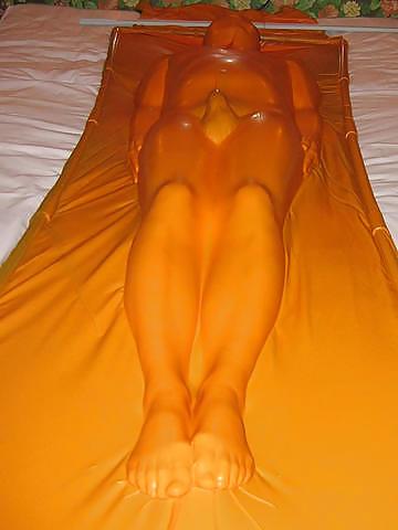 5P Me in a Vacuum  bed