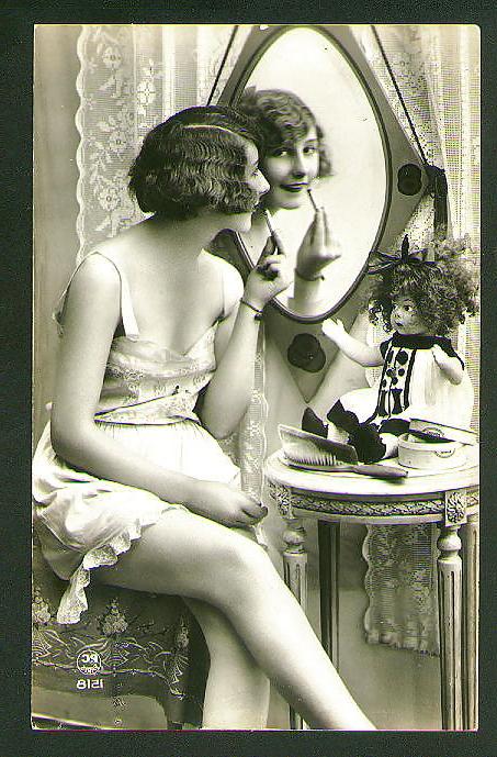 25P Old French postcards 13
