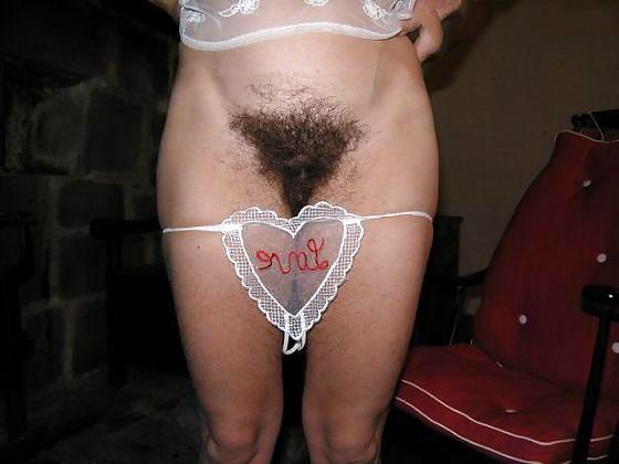 25P Hairy pussy french mature