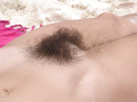 25P Hairy pussy french mature