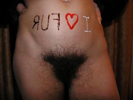 25P Hairy pussy french mature