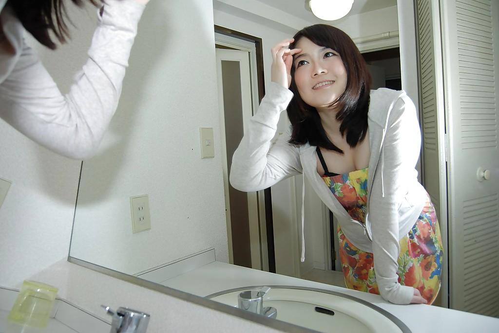 16P Arisa Maeda is posing on camera while wearing her sexy lingerie