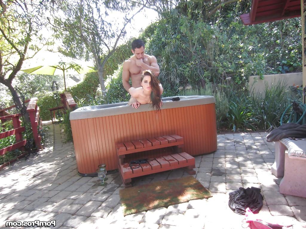 16P Girlfriend Lily Carter sensual pool fuck with a hot man