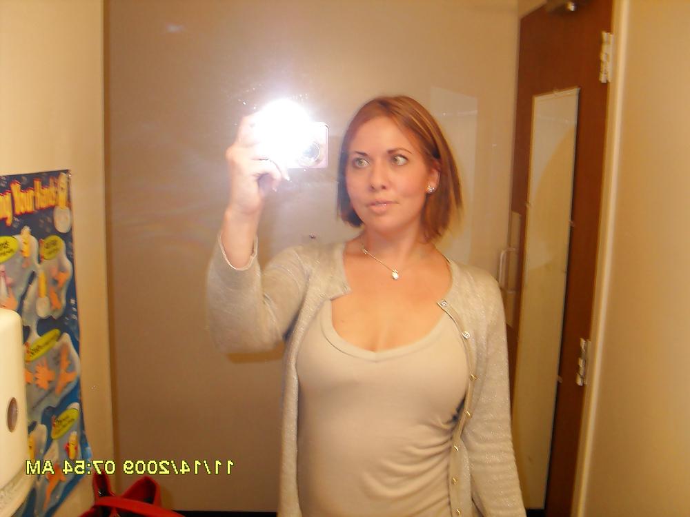 21P Hot little bank robber Lee Grace Dougherty
