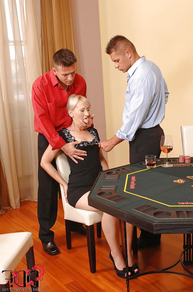 16P Mature Samantha White presents blowjobs for two BDSM addicted guys