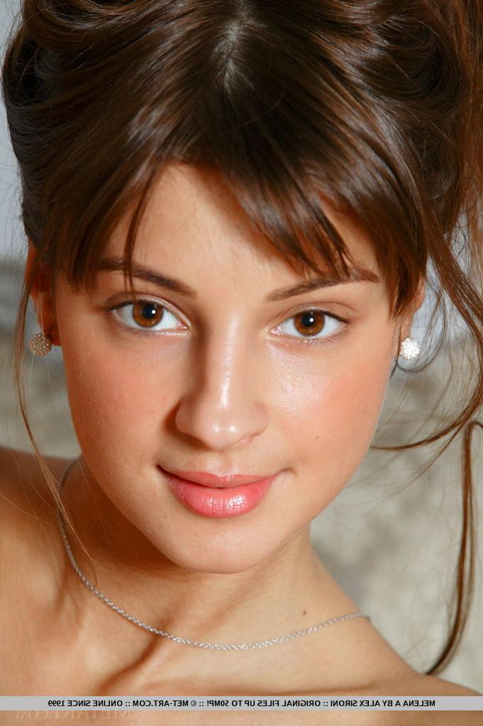 18P Cute teenage lass in pink lingerie Melena unveils her orgasmic beaver