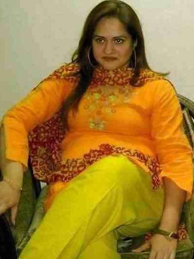 10P My pakistani women