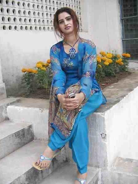 10P My pakistani women