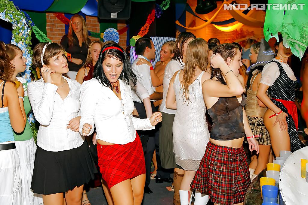 16P Salacious MILFs have some hardcore sex fun at the wet club party