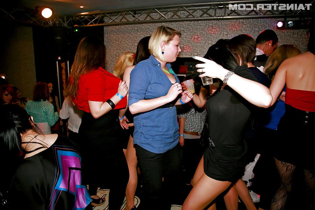16P Salacious amateurs have some dirty fun at the wild drunk party