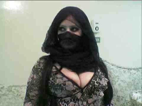 20P My pakistani women