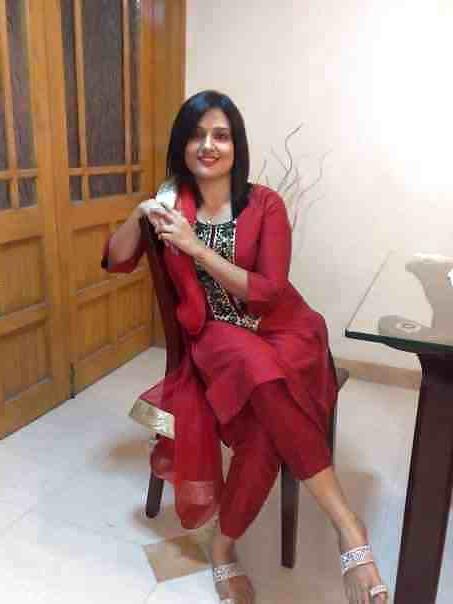 20P My pakistani women