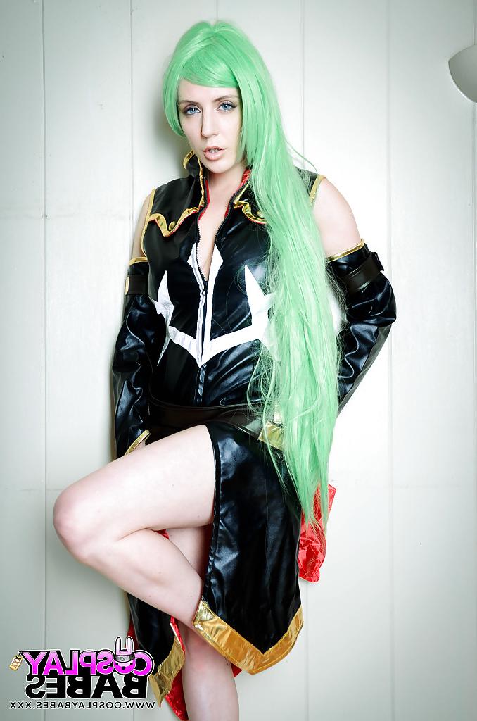 16P Cosplay photo gallery featuring Euro fetish babe Samantha Bentley