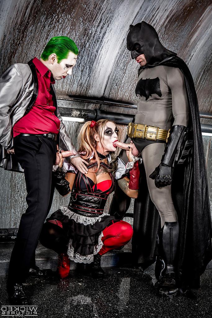 16P Pornstar Kleio Valentien sucking off Batman and the Riddler at same time