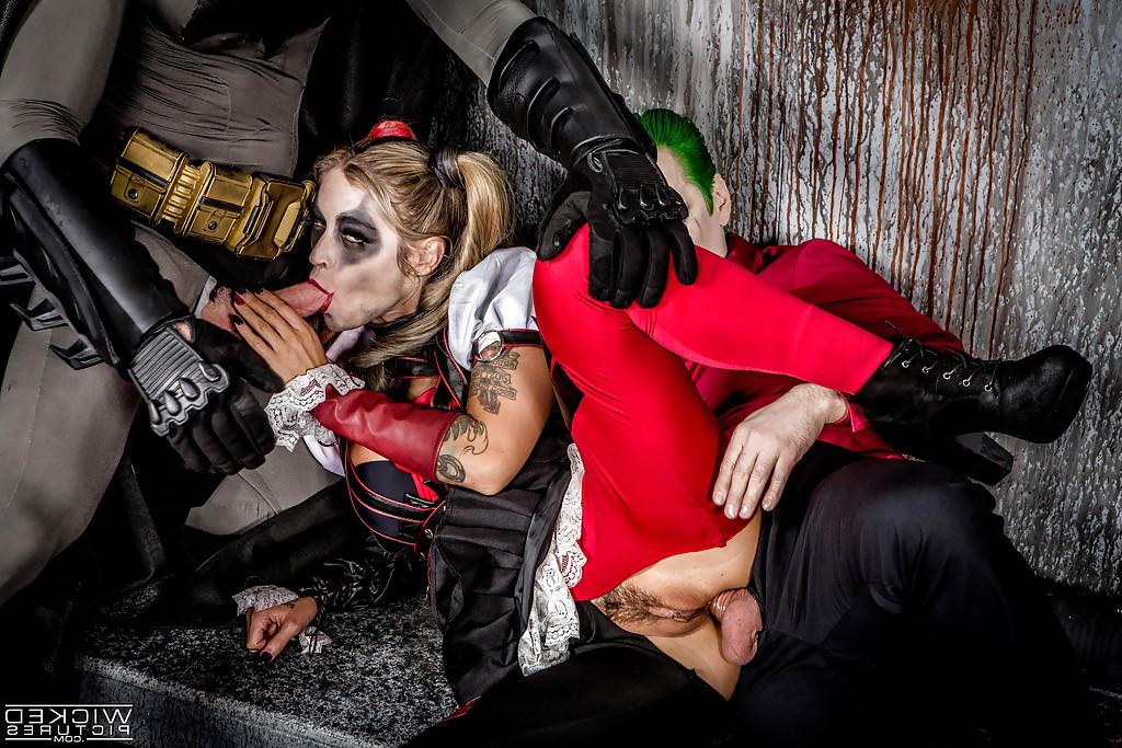 16P Pornstar Kleio Valentien sucking off Batman and the Riddler at same time